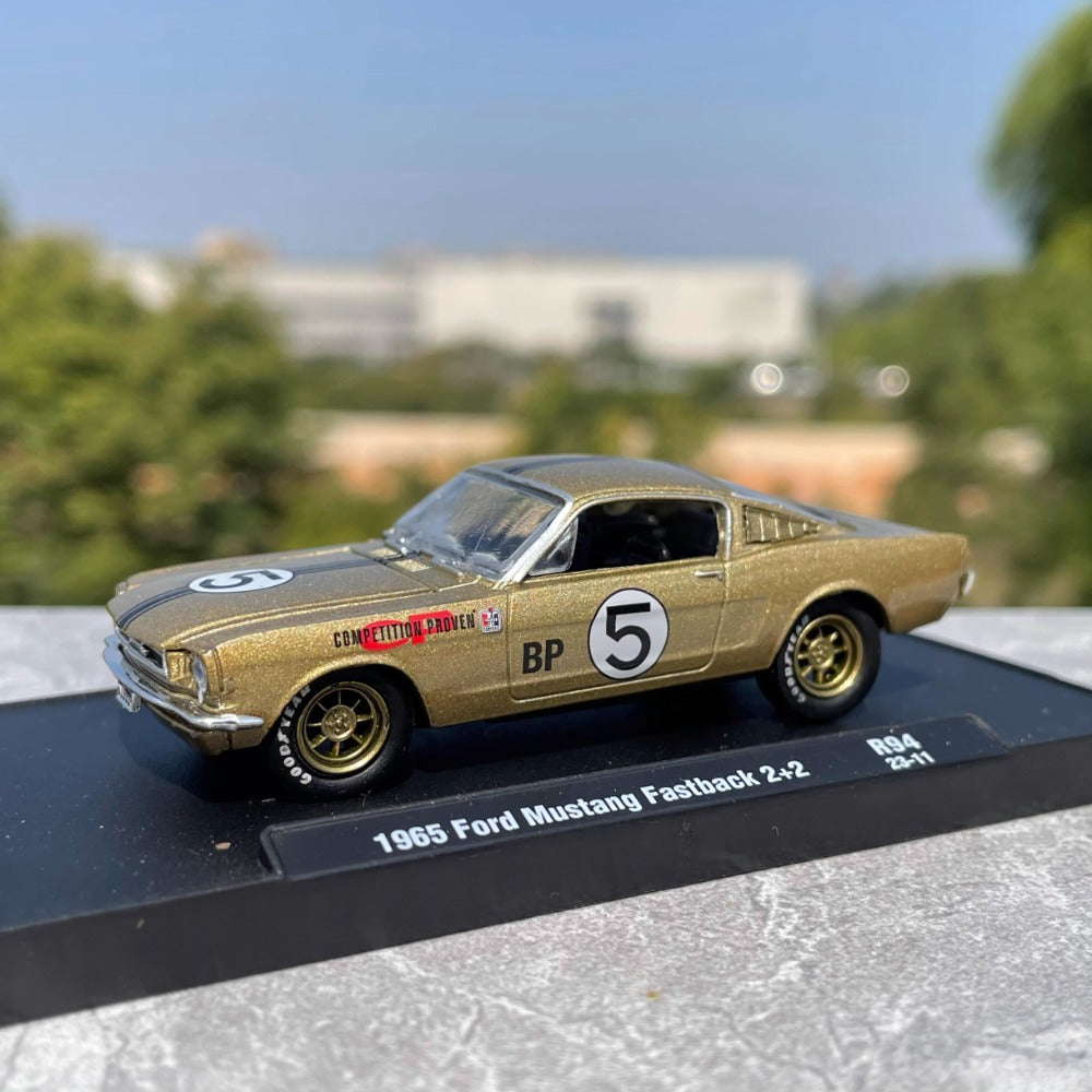 1/64 Scale 1965 Ford Mustang Fastback Diecast Model Car