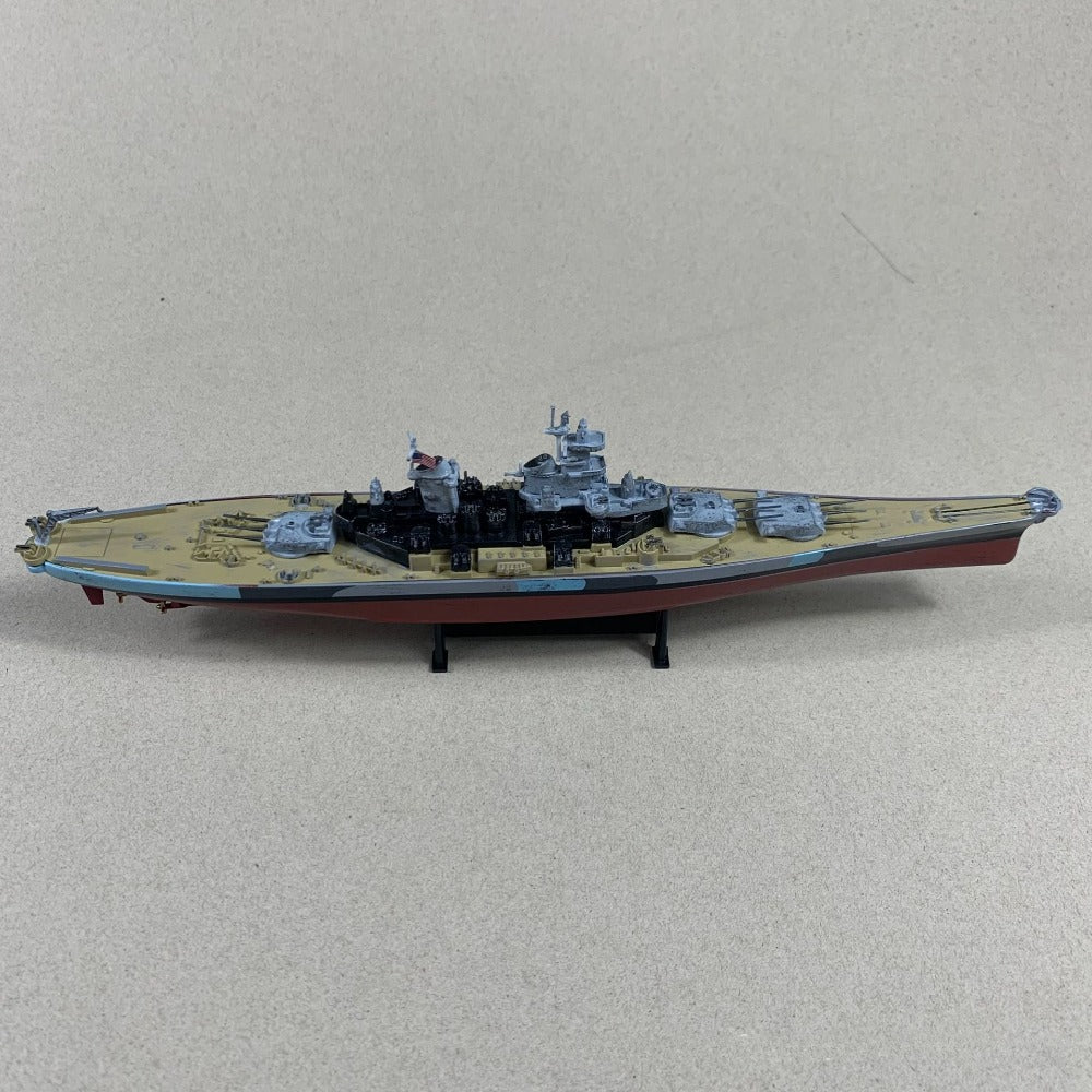 1/1000 Scale 1944 USS Missouri BB-63 WWII US Battleship Diecast Model