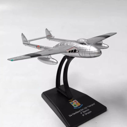 1/100 Scale de Havilland Vampire WWII British Jet Fighter Diecast Model Aircraft