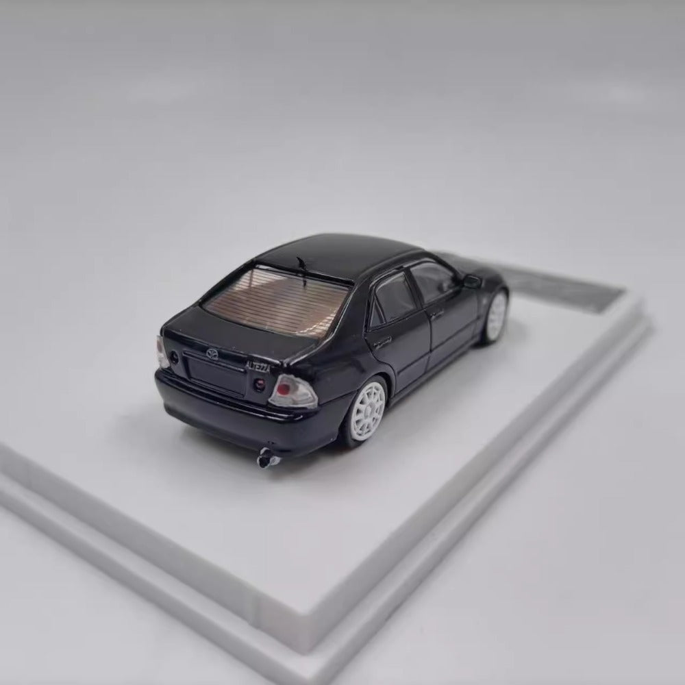 1/64 Scale Toyota Altezza RS200 SXE10 Sedan Diecast Model Car
