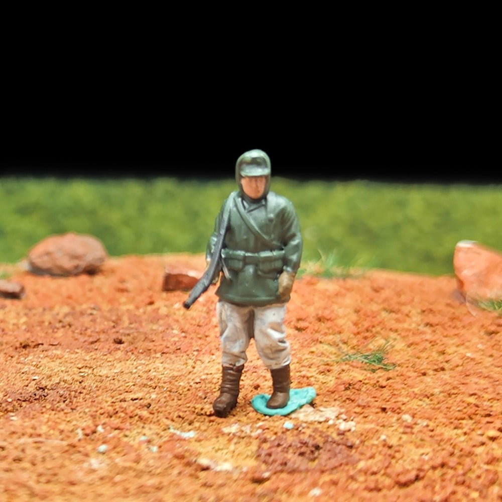 1/72 Scale Army Soldiers Painted Figures Set for Model Dioramas