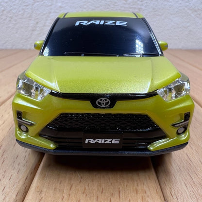 1/30 Scale Toyota Raize SUV Diecast Model Car Plastic