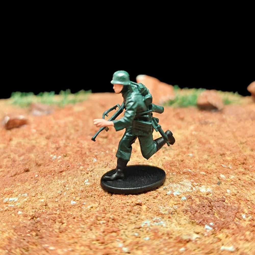 1/72 Scale WWII Army Soldiers Painted Figures Set for Model Dioramas