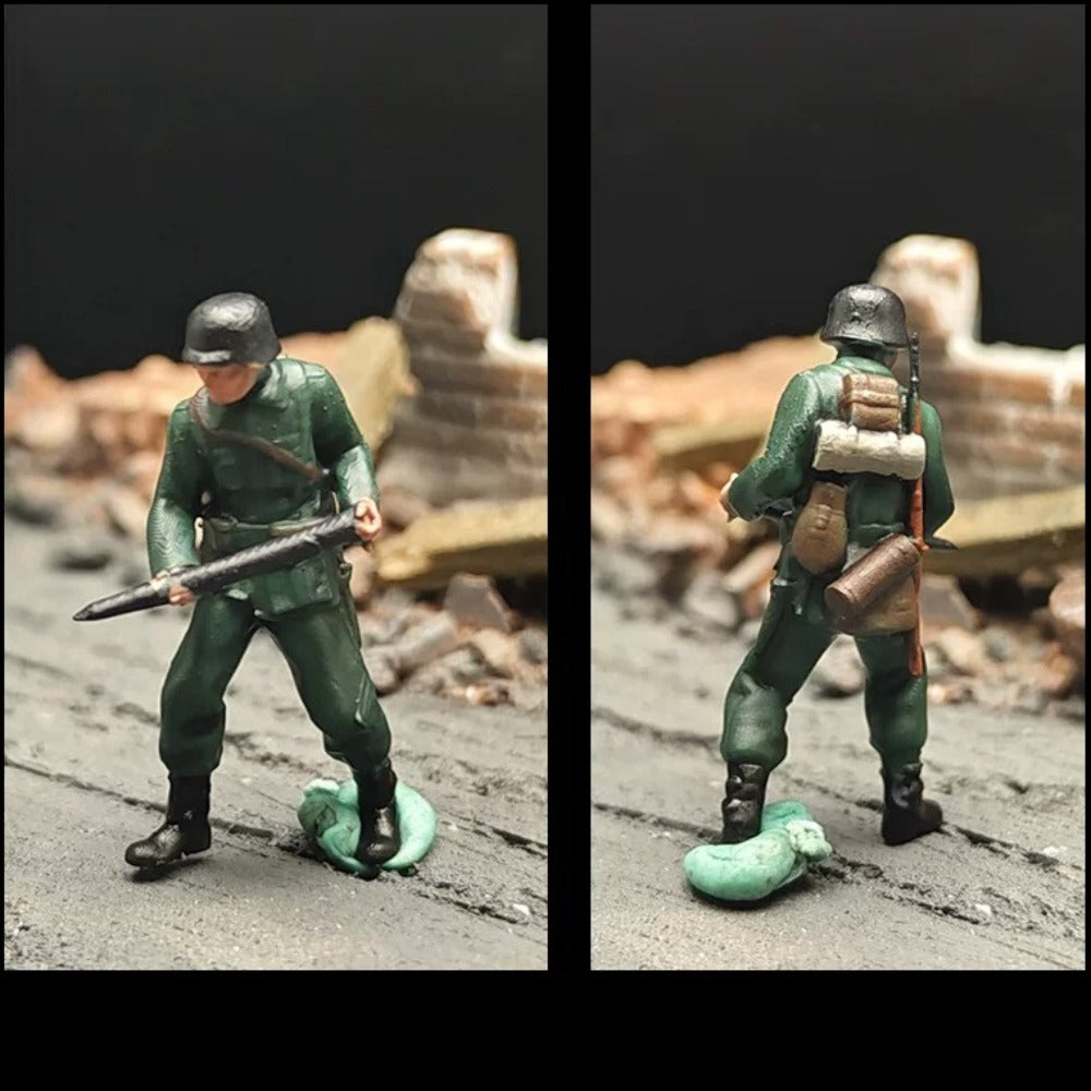 1/72 Scale WWII German Artillery Soldiers Painted Figures for Model Dioramas