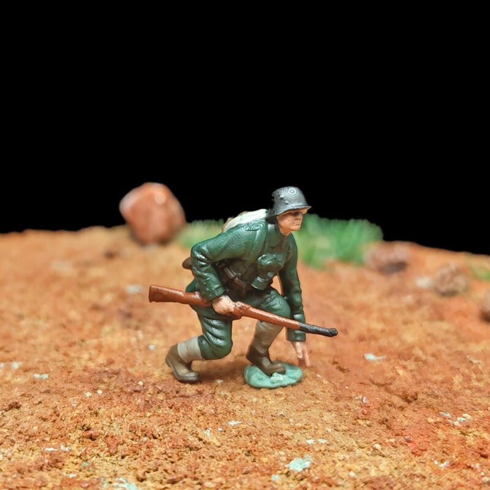1/72 Scale WWII Army Soldiers Painted Figurines for Model Dioramas