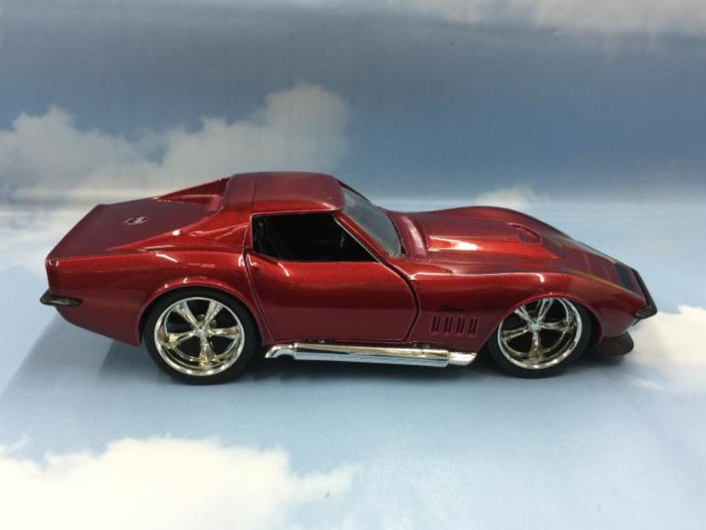1/32 Scale 1969 Chevrolet Corvette Sports Car Diecast Model