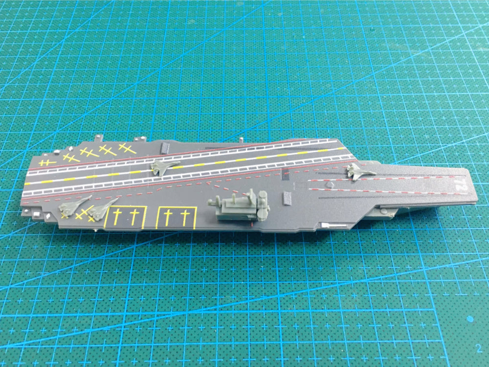 1/2100 Scale USS Abraham Lincoln CVN-72 Nimitz-Class Aircraft Carrier Pre-built Plastic Collectible Model Ship