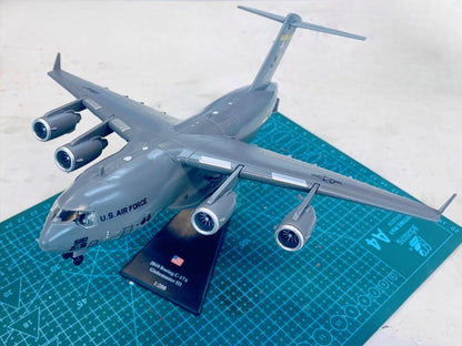 1/200 Scale Boeing C-17 Globemaster III Military Transport Aircraft Diecast Model