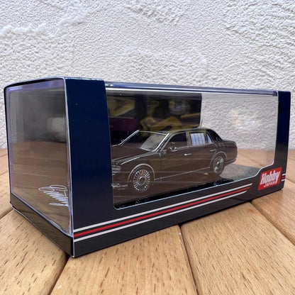 1/64 Scale Toyota Century Luxury Car Diecast Model