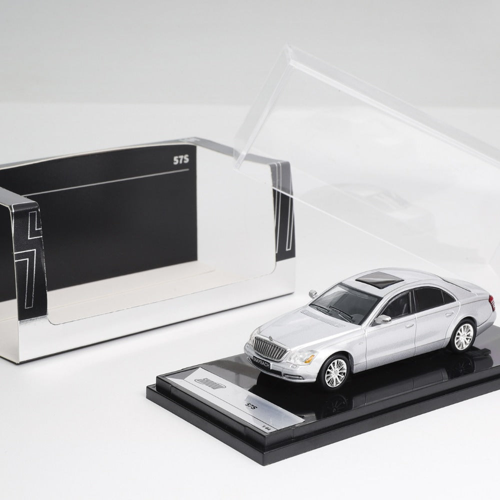 1/64 Scale Maybach 57 S Ultra-Luxury Car Diecast Model