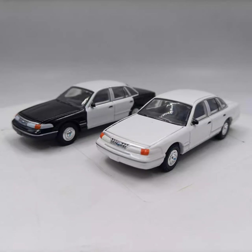1/64 Scale Ford Crown Victoria Police Interceptor Diecast Model Car