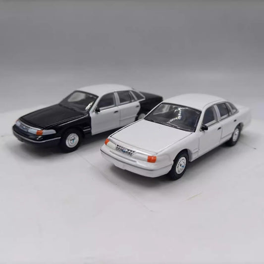 1/64 Scale Ford Crown Victoria Police Interceptor Diecast Model Car