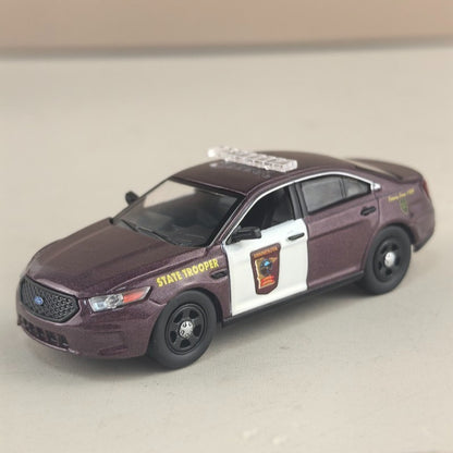 1/64 Scale Ford Taurus Minnesota State Patrol Police Interceptor Sedan Diecast Model Car