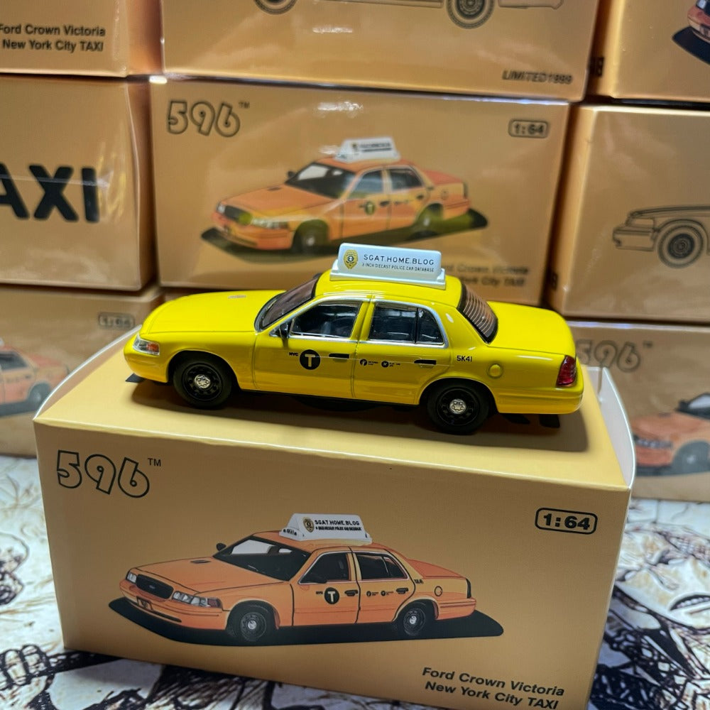 1/64 Scale Ford Crown Victoria New York City Taxi Diecast Model Car