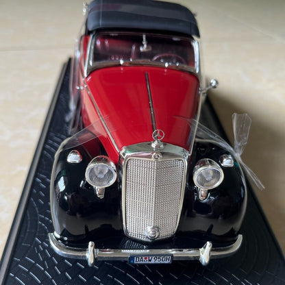 1/18 Scale 1950 Mercedes-Benz 170S Cabriolet Diecast Model Car