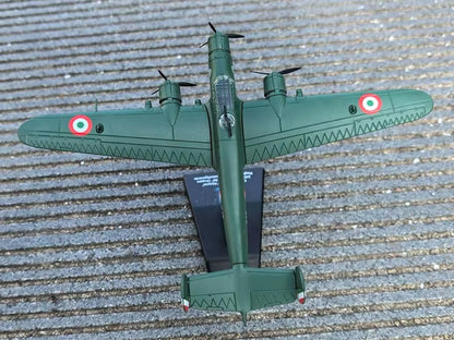 1/144 Scale CANT Z.1007 Alcione WWII Italian Medium Bomber Diecast Aircraft Model