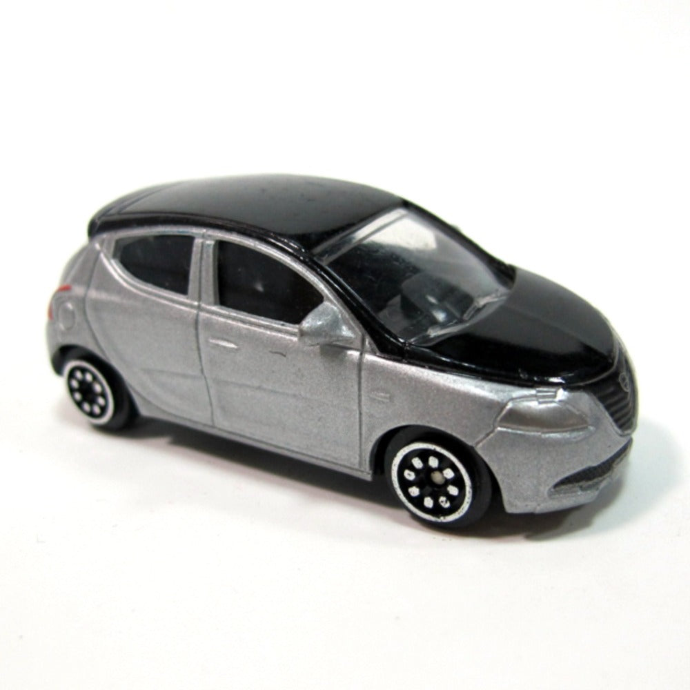 1/64 Scale 2012 Lancia Ypsilon Diecast Model Car