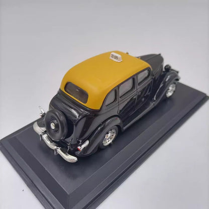 1/43 Scale 1950 Ford V8 4-Door Sedan Montevideo Taxi Diecast Model Car