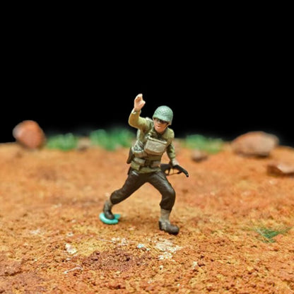 1/72 Scale WWII Landing Operation Soldiers Painted Figures for Model Dioramas