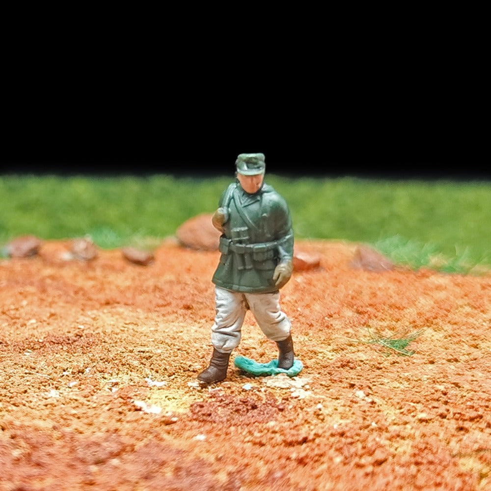 1/72 Scale Army Soldiers Painted Figures Set for Model Dioramas