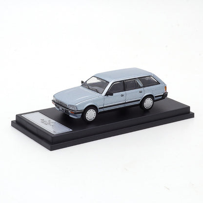 1/64 Scale Peugeot 505 Family Car Saloon/Station Wagon Diecast Model
