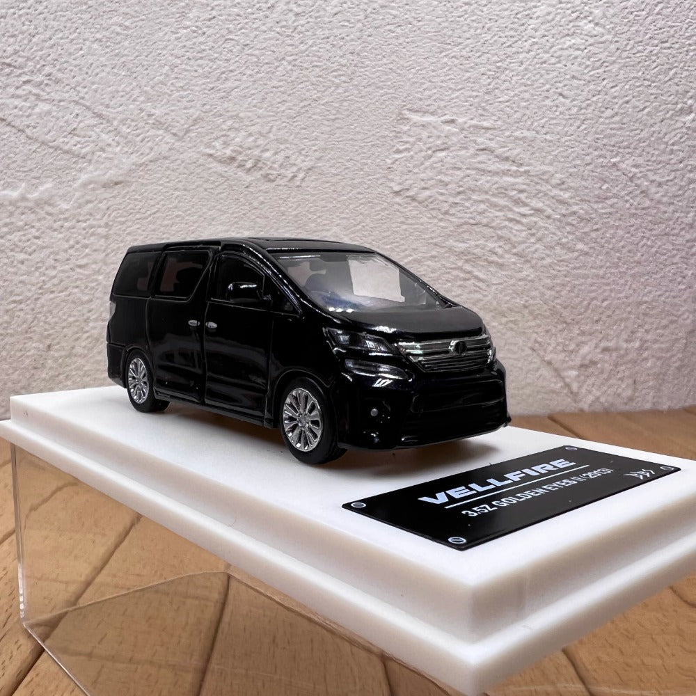 1/64 Scale 2013 Toyota Vellfire Golden Eyes II Minivan Diecast Model Car