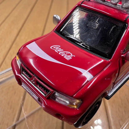 1/64 Scale 2004 Mitsubishi Pajero SUV Coke Diecast Model Car