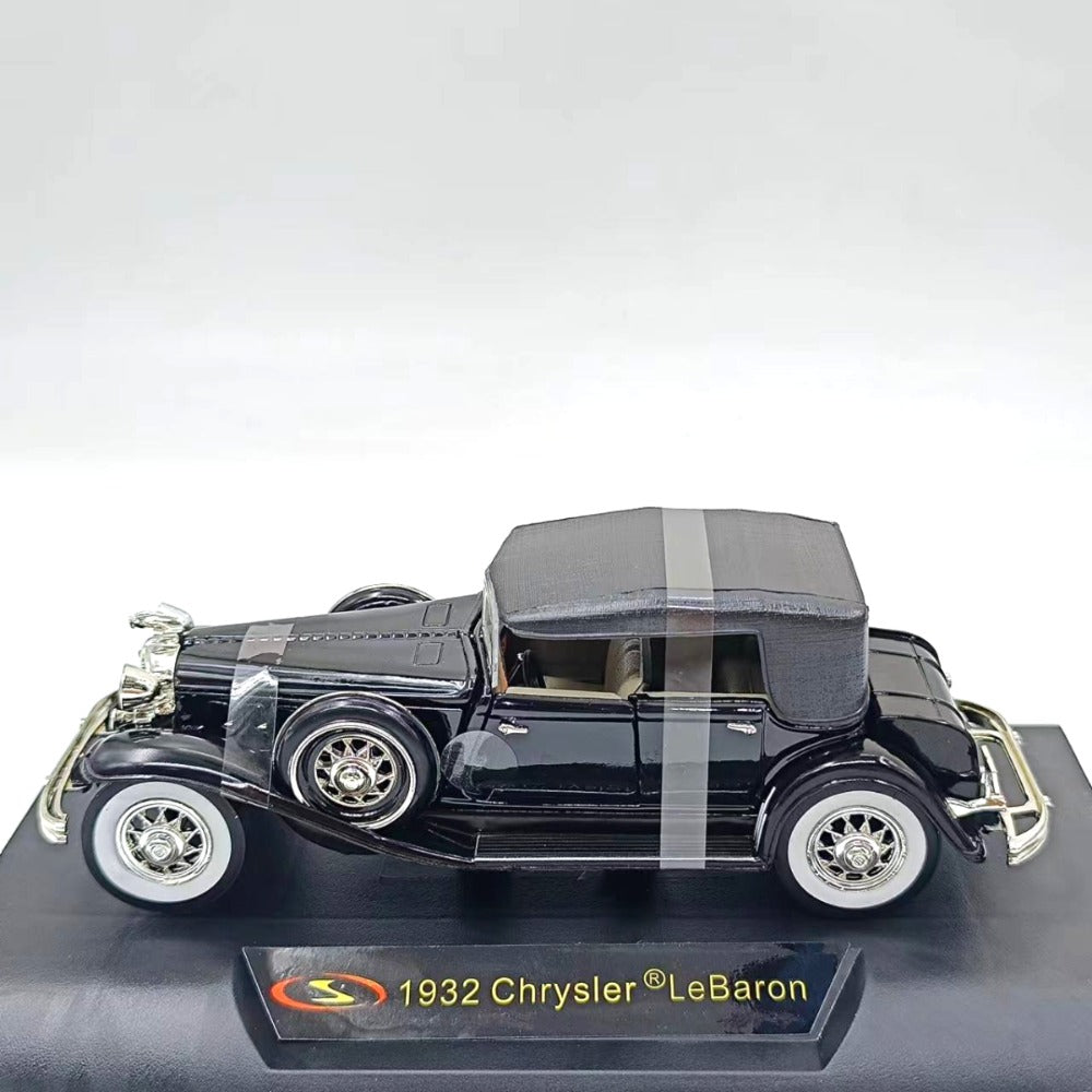 1/32 Scale 1932 Chrysler LeBaron Diecast Model Car