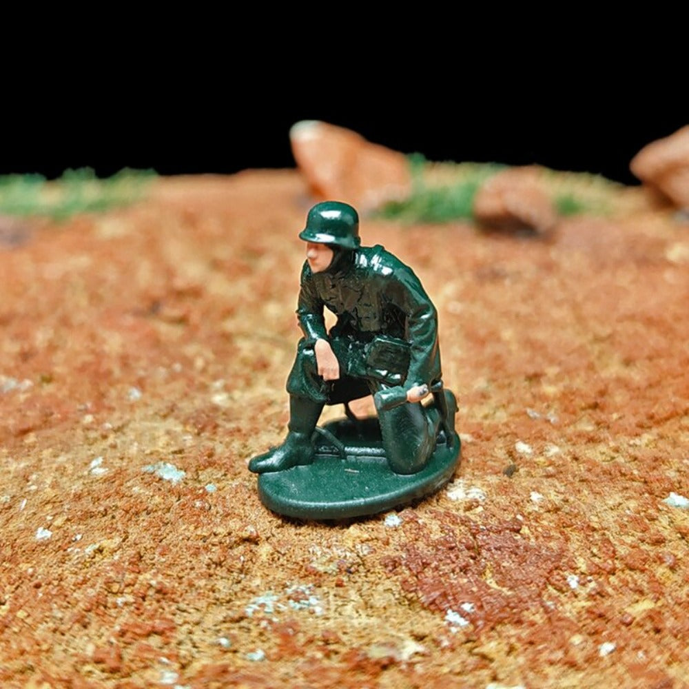 1/72 Scale WWII Army Soldiers Painted Figures Set for Model Dioramas
