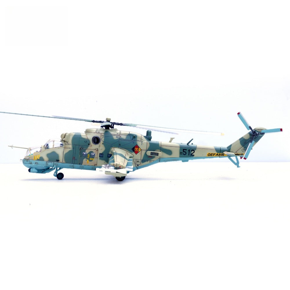 1/72 Scale Mil Mi-24P Helicopter East German Air Force Basepohl Air Base Diecast Model