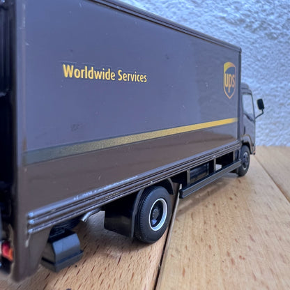 1/64 Scale Isuzu N Series Box Lorry Diecast Model Truck