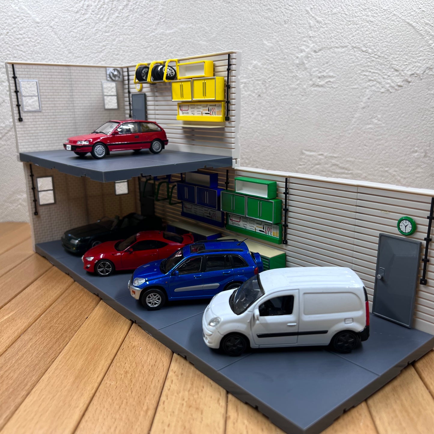 1/43 Scale Garage Diorama Set Plastic Build Your Own Garage Model