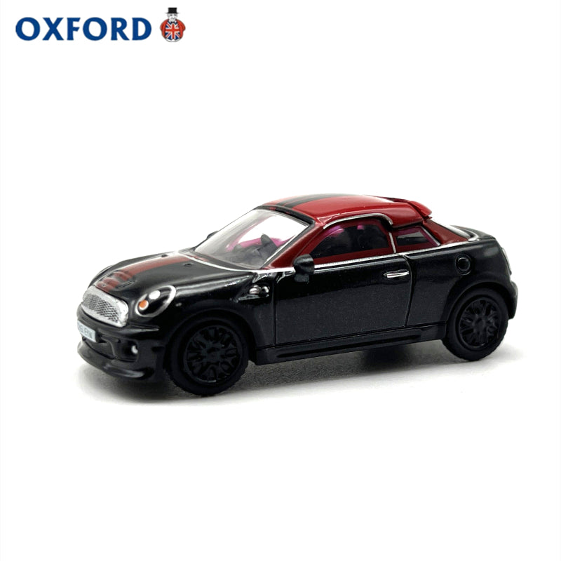 1/76 Scale Mini Coupé Sports Car Diecast Model