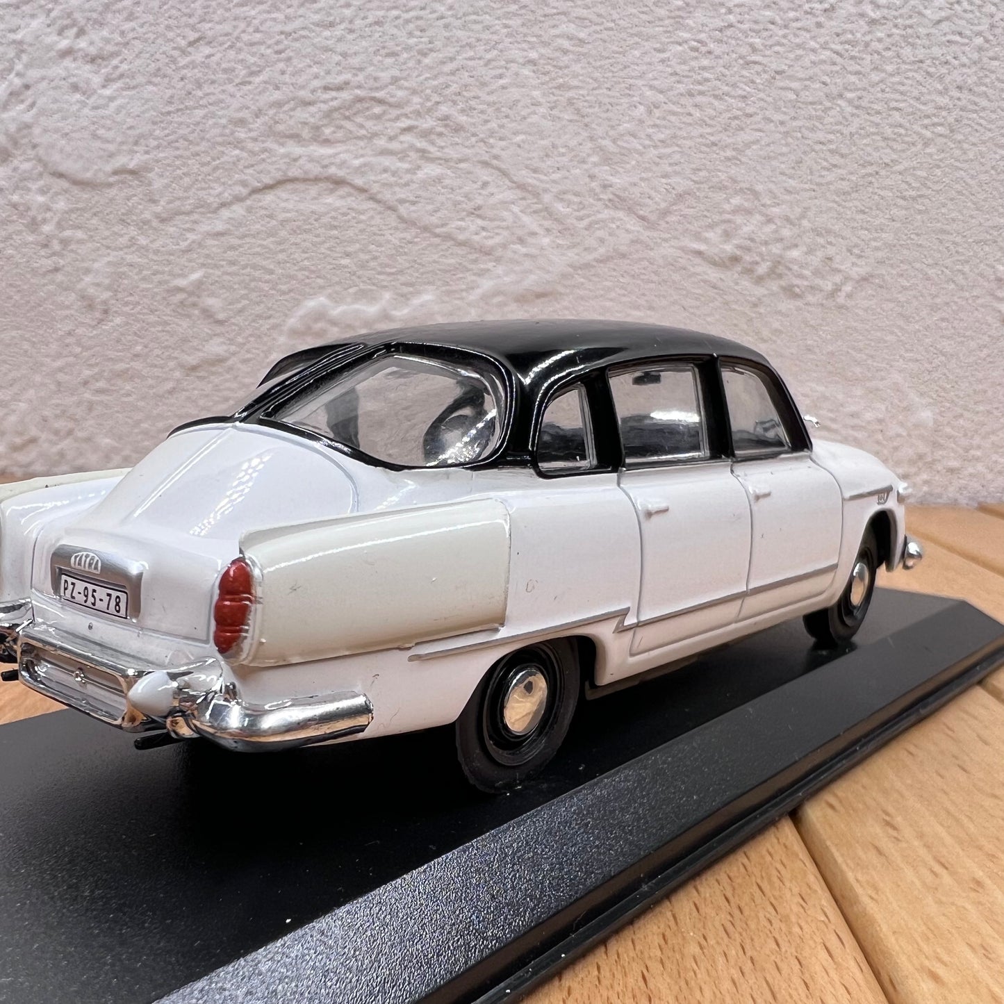 1/43 Scale Tatra T603-1 Diecast Model Car