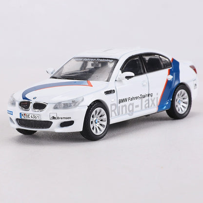 1/64 Scale BMW M5 E60 Executive Car Diecast Model
