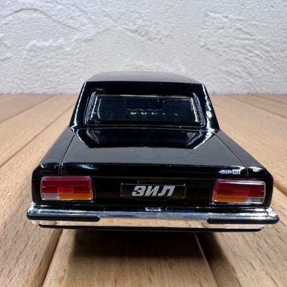 1/43 Scale Soviet ZIL-4104 Limousine Diecast Model Car