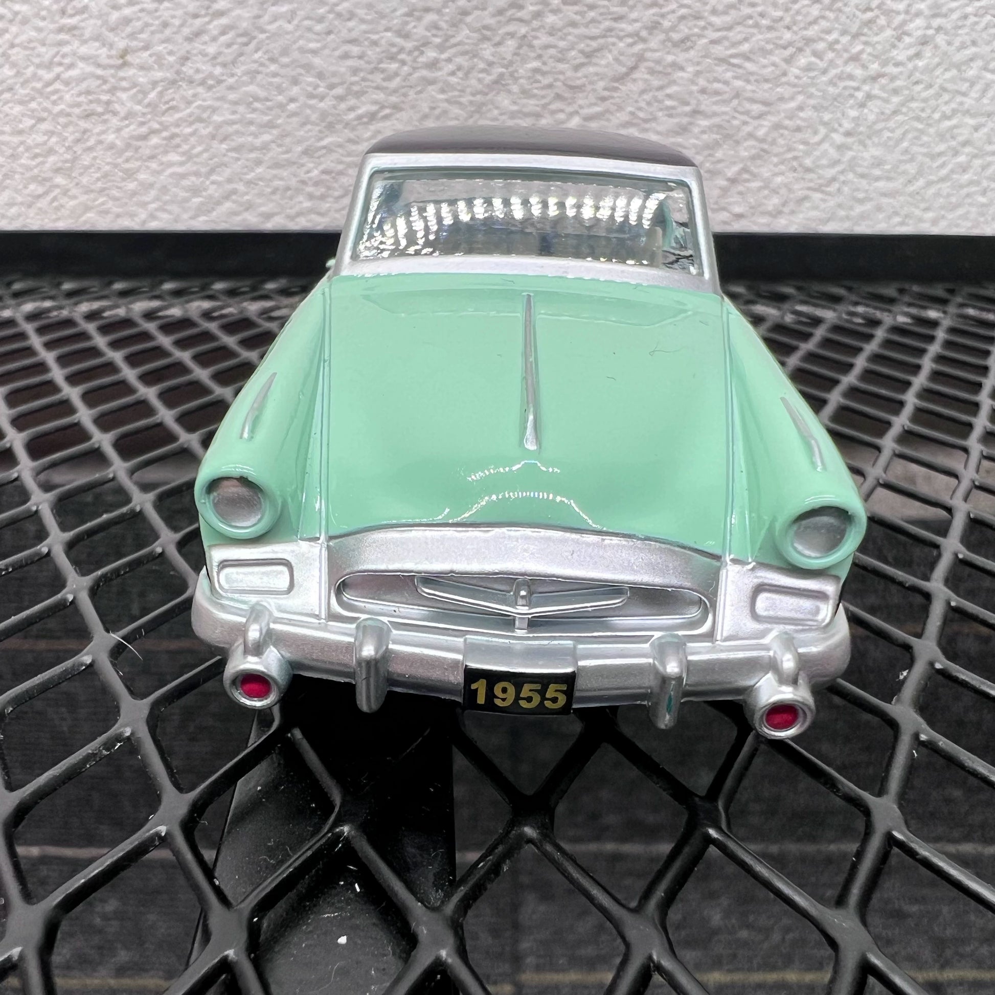 1/43 Scale 1955 Studebaker Speedster Diecast Model Car