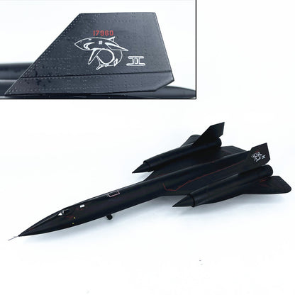 1/72 Scale Lockheed SR-71A Blackbird Reconnaissance Aircraft Diecast Metal Alloy Scale Model