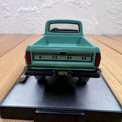 1/64 Scale 1972 Ford F-250 Explorer Truck Diecast Model