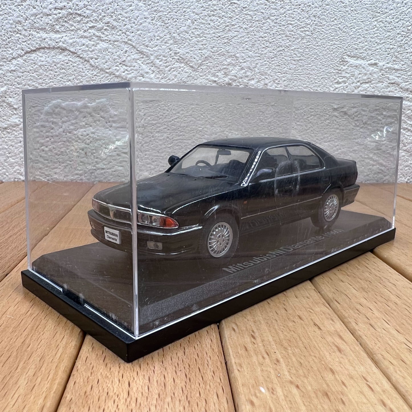 1/43 Scale 1990 Mitsubishi Diamante Diecast Model Car