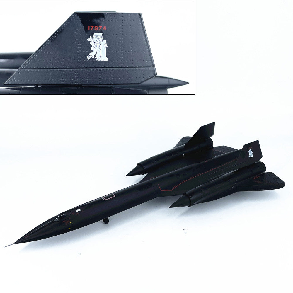 1/72 Scale Lockheed SR-71A Blackbird Reconnaissance Aircraft Diecast Metal Alloy Scale Model