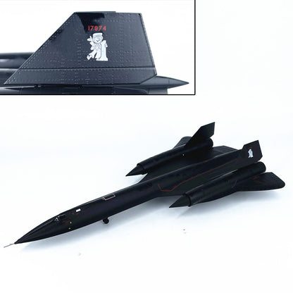 1/72 Scale Lockheed SR-71A Blackbird Reconnaissance Aircraft Diecast Metal Alloy Scale Model