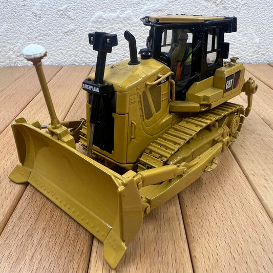 1//50 Scale Caterpillar D7E Bulldozer Diecast Model