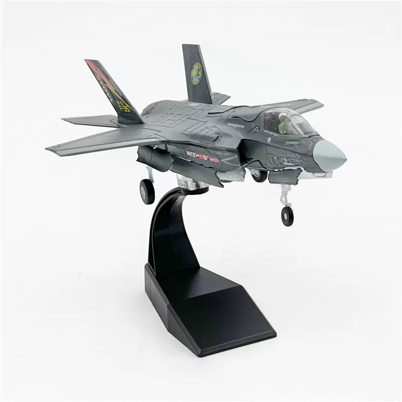 F-35B Lightning II Stealth Multirole Combat Aircraft 1/72 Scale Diecast Model