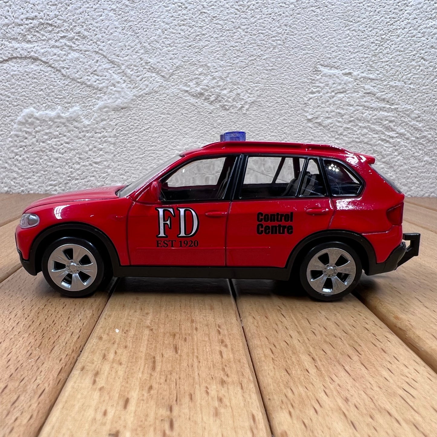 1/43 Scale BMW X5 SUV Diecast Model Car
