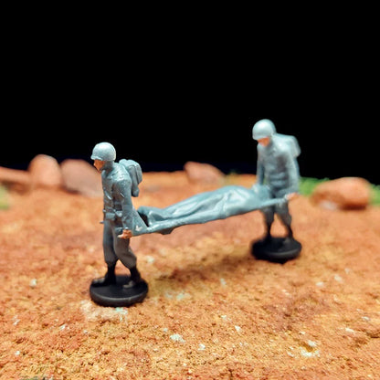 1/72 Scale WWII Combat Medic Soldiers Painted Figures for Model Dioramas
