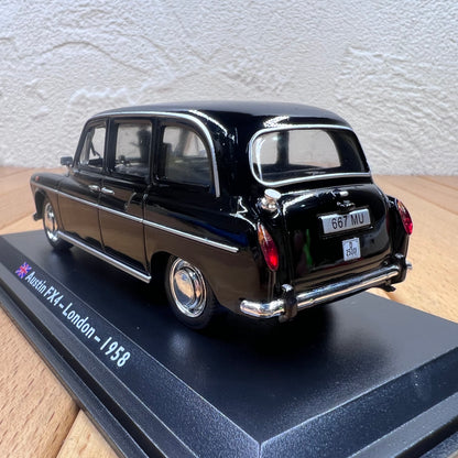 1/43 Scale 1958 Austin FX4 London Taxi Diecast Model Car