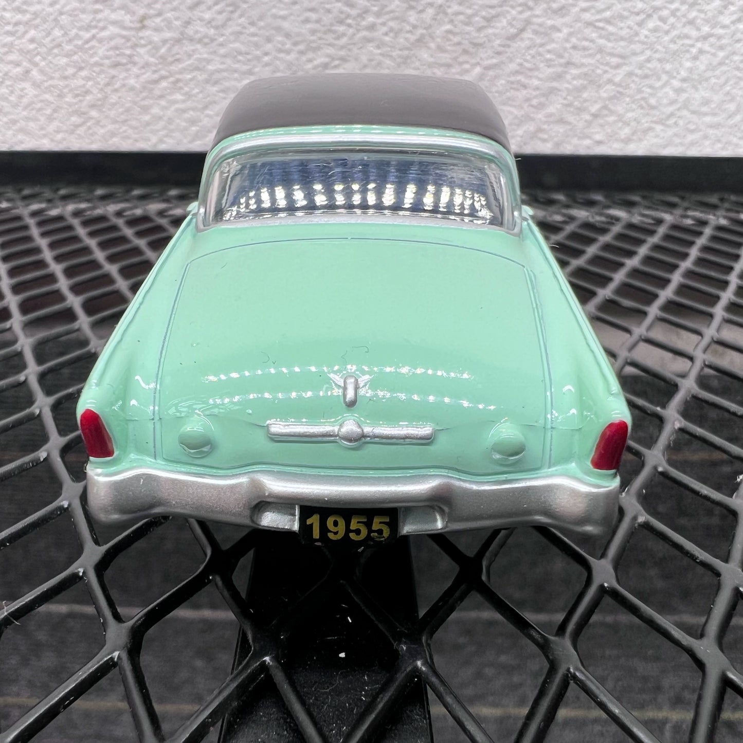1/43 Scale 1955 Studebaker Speedster Diecast Model Car