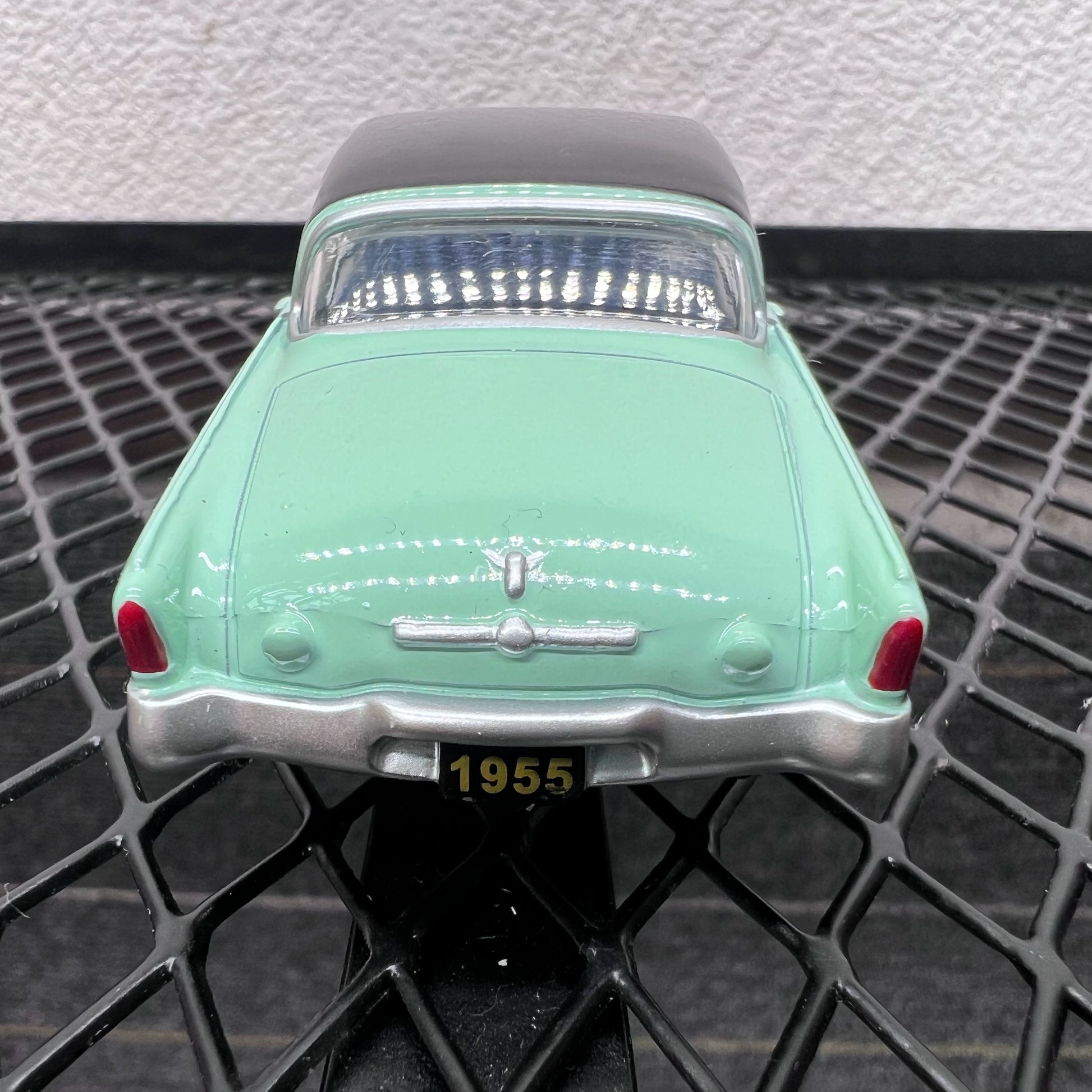 1/43 Scale 1955 Studebaker Speedster Diecast Model Car