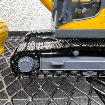 1/43 Scale Diecast Model Excavator